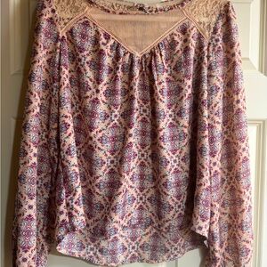 Women’s medium shirt